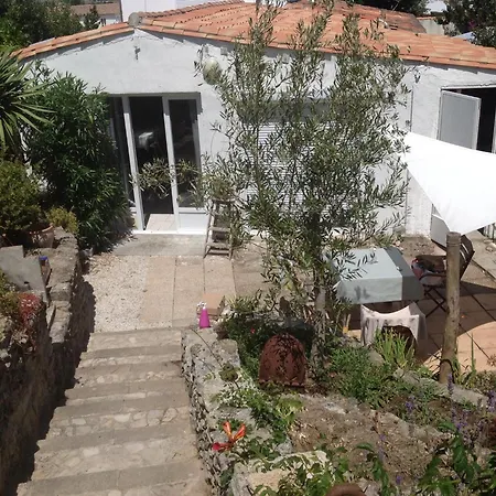 Maison De Pecheurs * La Couarde-sur-Mer